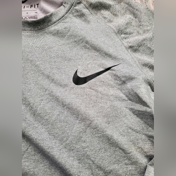 Nike Pro Dri Fit Long Sleeve Shirt - Picture 2 of 4